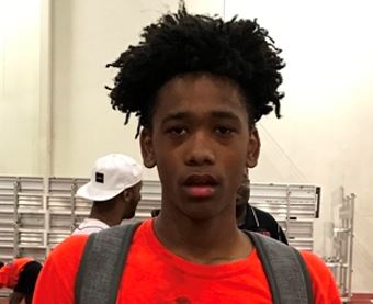 Phenom Hoops’ Player Watch: 2023 6’1 Michael “MJ” Smith