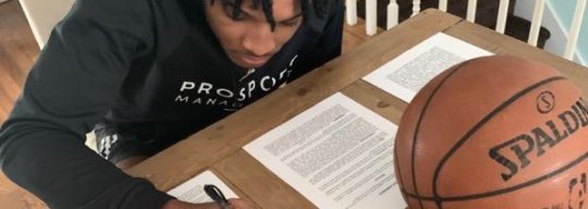 Josh Hall keeping name in NBA Draft