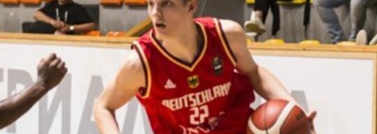 2025 6’11 Eric Reibe (Bullis School) earns first offers