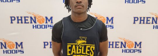 Phenom Player Profile: 2025 Ahmari Hicks