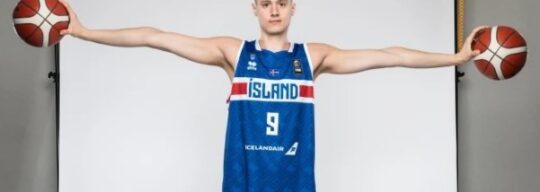 Phenom 1-on-1 with 2025 7’1 Fridrik Leo Curtis